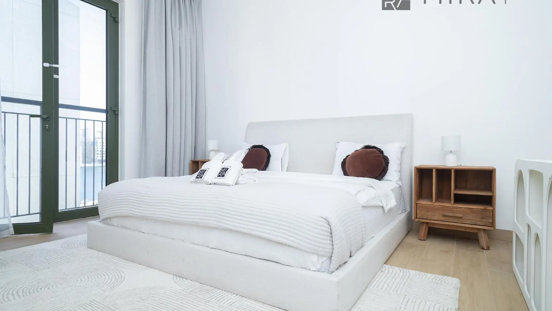 Mira Holiday Homes -Cosy 2 Bhk Apartment With Marina View Dubai