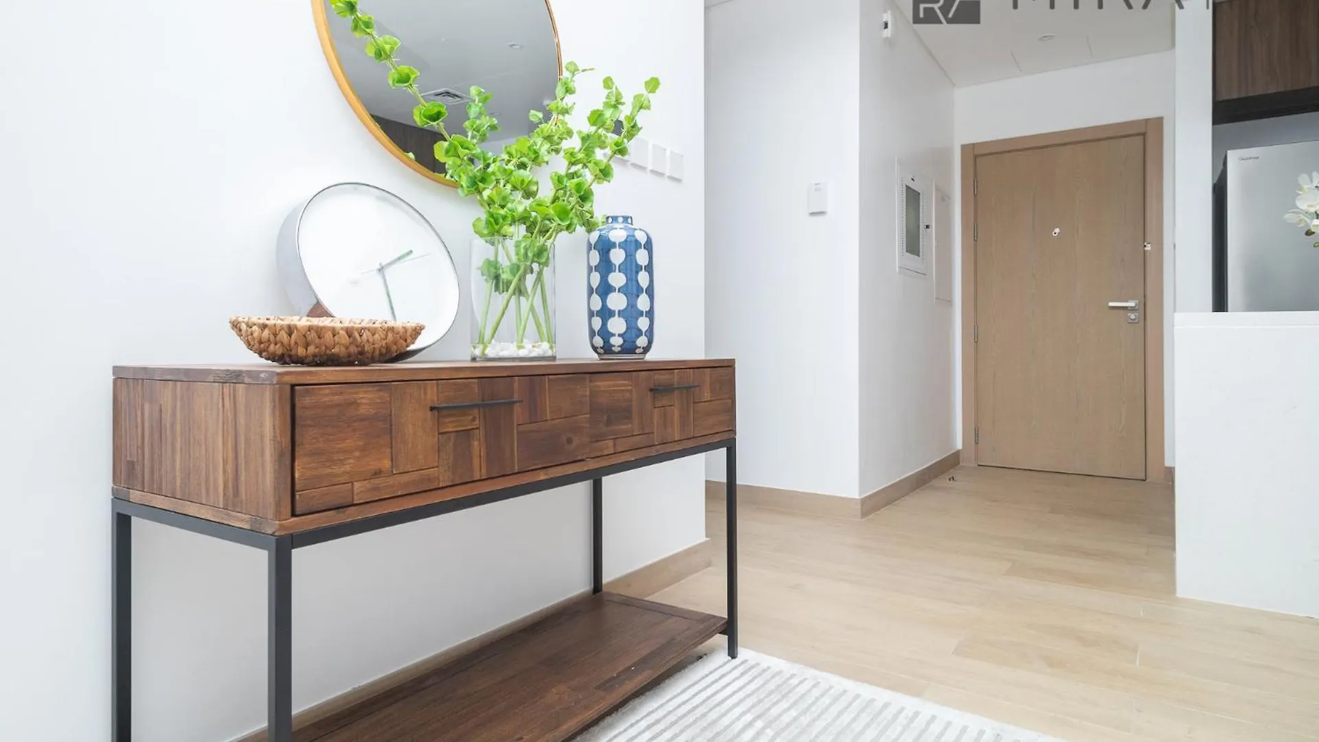 Mira Holiday Homes -Cosy 2 Bhk Apartment With Marina View ドバイ